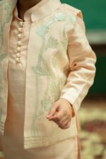 Gottalace Embroidered Jacket Kurta Set - Image 6