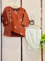 Royal Zari Bloom Kurta Set - Image 4